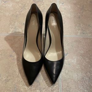 Women’s Nine West pumps, size 8 1/2 M, heel height 3 1/2 inches